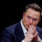 Elon Musk Jadi Orang Terkaya Dunia, Capai Rp 13,2 Kuadriliun