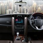 Fortuner VRZ, Material Interior Premium Dan Teknologi Terkini