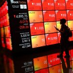 IHSG Anjlok, Ini Langkah Bijak Investor Pemula