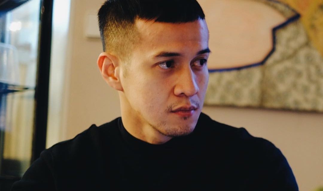 Herjunot Ali, Aktor Karismatik Pesona Elegan di Industri Film