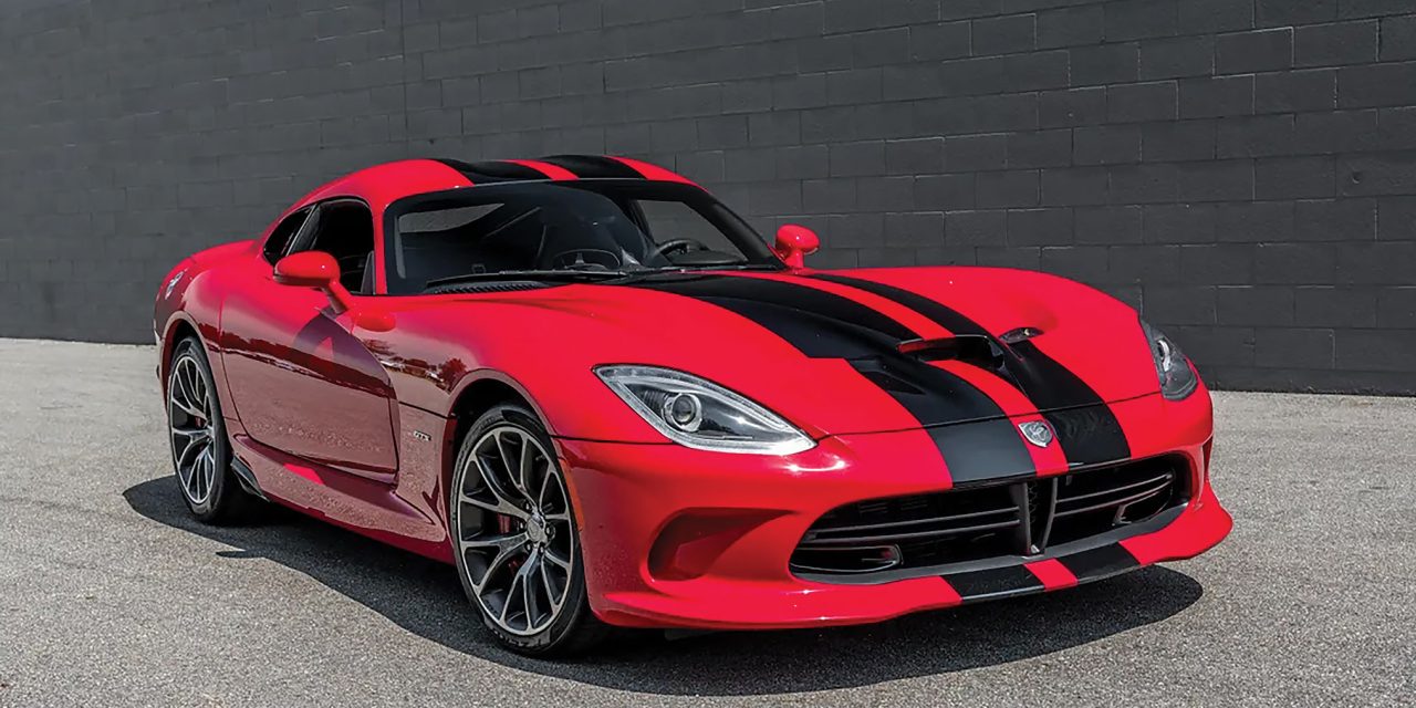 Dodge Viper Mobil Sport Dengan Desain Agresif