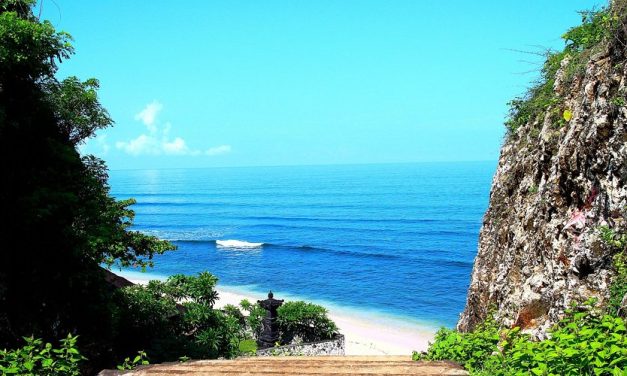 Keindahan Pantai Balangan, Banyak Wisatawan Yang Belum Tahu