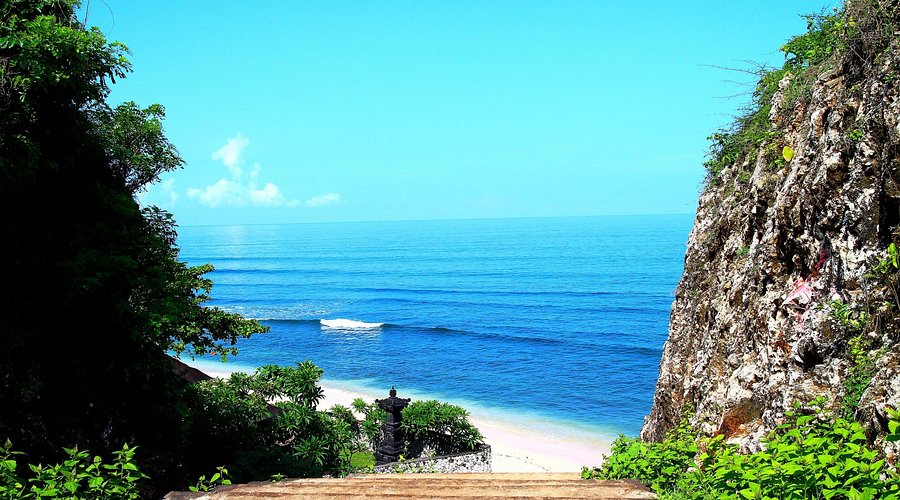 Keindahan Pantai Balangan, Banyak Wisatawan Yang Belum Tahu