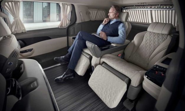 Kia Carnival MPV Premium, Kabin Luas Dan Teknologi Modern