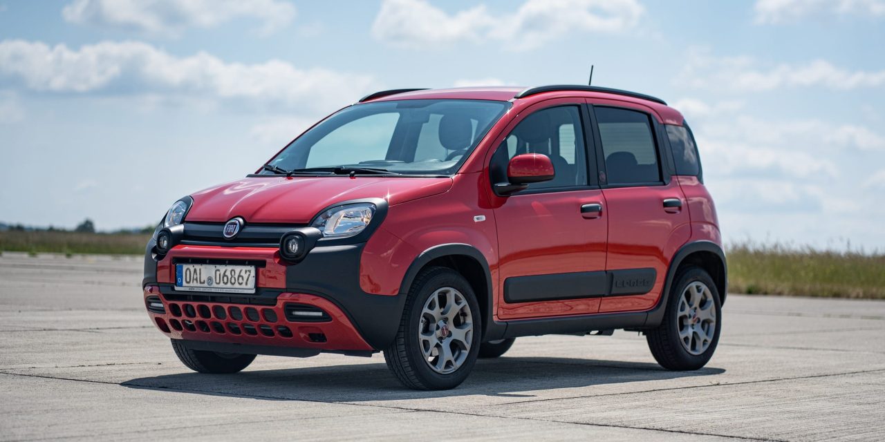 Fiat Panda Mobil Kecil Yang Tangguh Dan Serbaguna