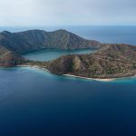 Keindahan Pulau Satonda Danau Air Asin Di Tengah Pulau