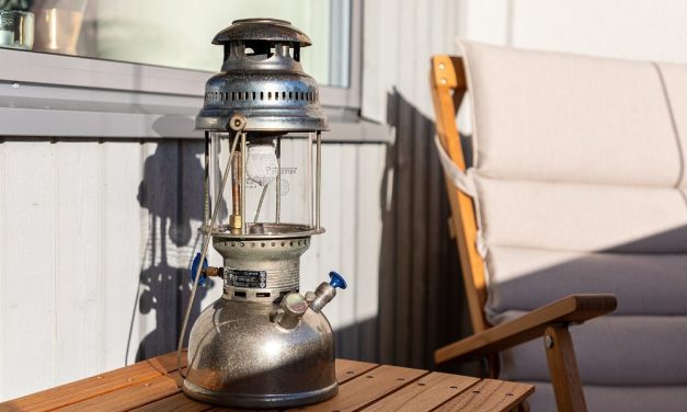 Lampu Petromak Sebuah Lampu Populer Sebelum Ada Listrik