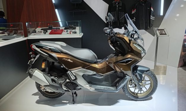 Honda ADV Rasakan Kenikmatannya Berkendara Motor Ini