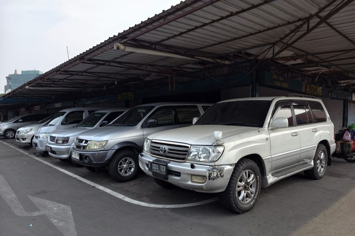 Beli Mobil Second