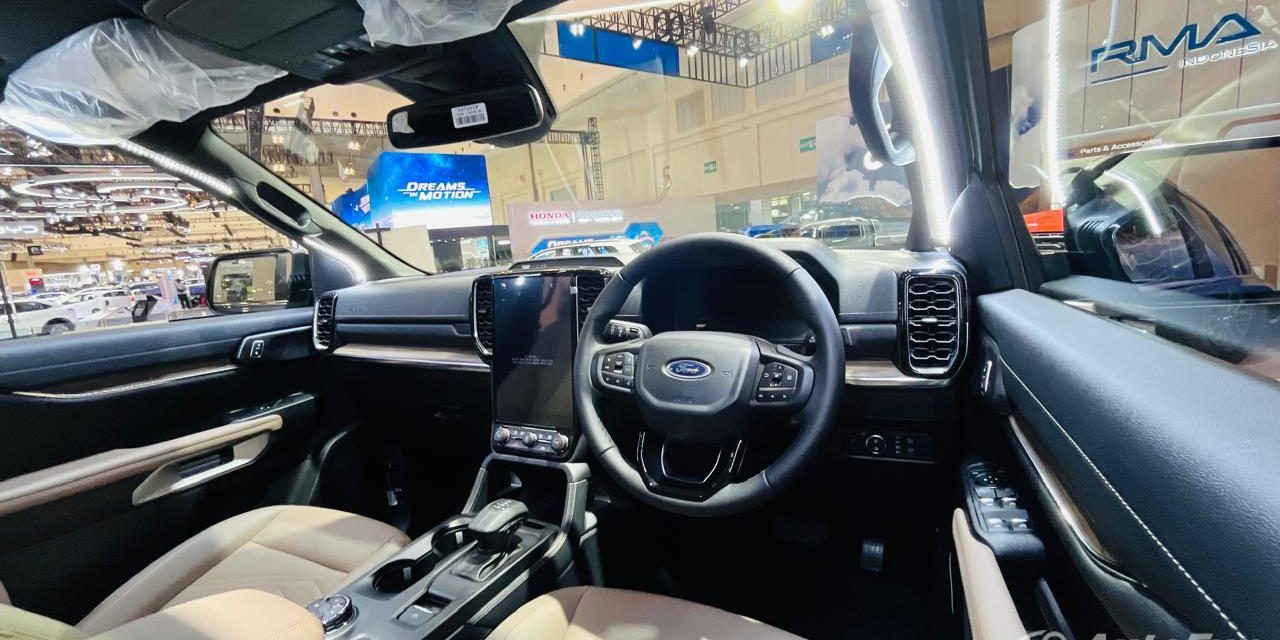 Ford Everest, Bukan Sekadar SUV, Interiornya Bikin Betah!