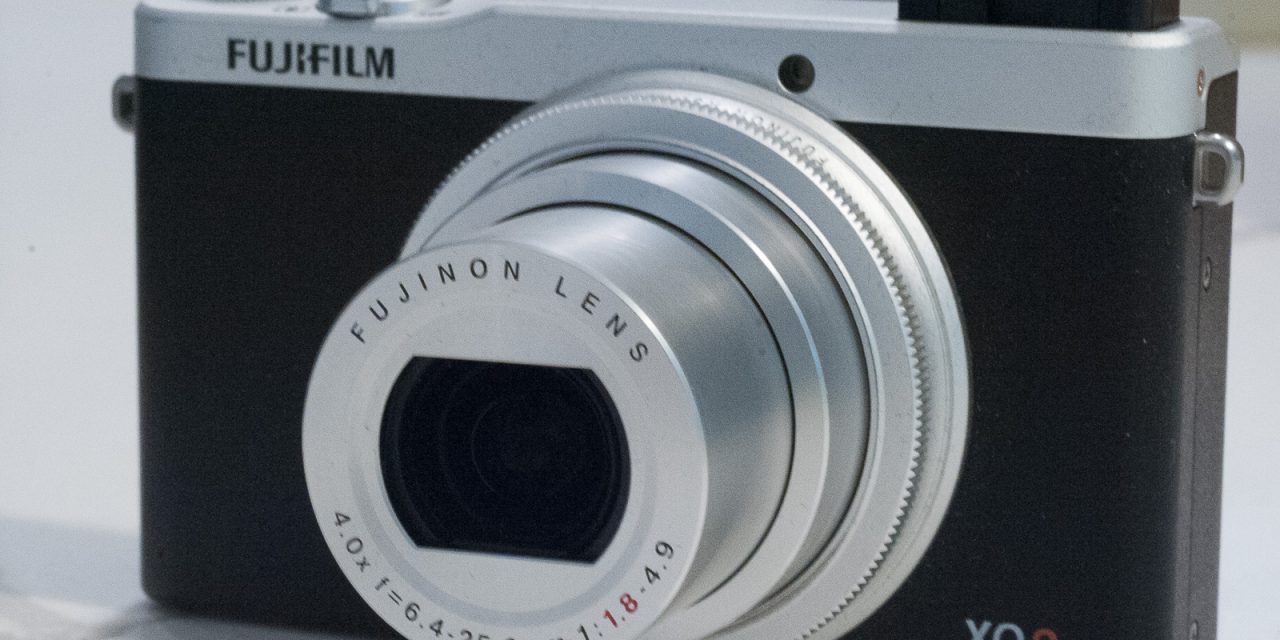 Fujifilm XQ2 Kamera Saku Kelas Premium Dan Kualitas Tinggi