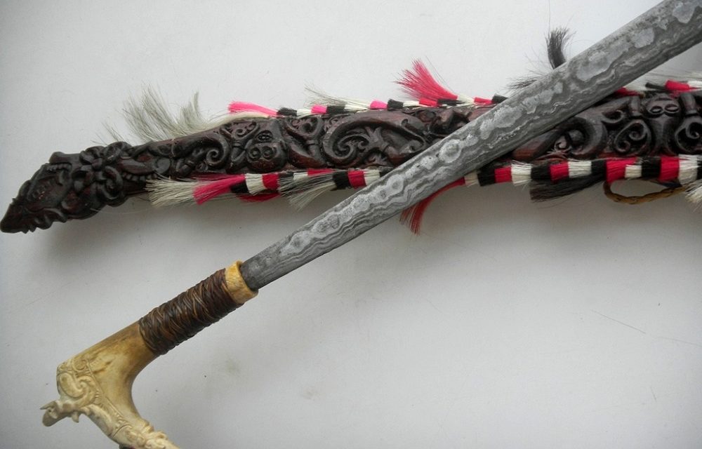 Pedang Tradisional Mandau, Simbol Keberanian Dan Identitas